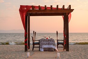 Grand Decameron Complex Bucerias, A Trademark All-Inclusive Resort