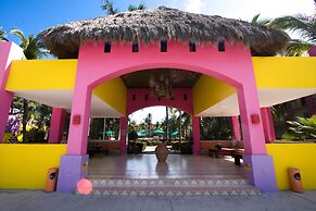 Grand Decameron Complex Bucerias, A Trademark All-Inclusive Resort
