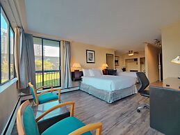 Divya Sutra Suites on Robson Downtown Vancouver