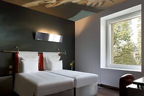 The Hotel Luzern, Autograph Collection