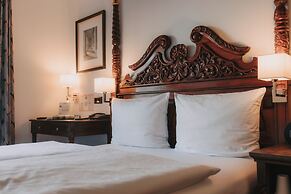 KING's HOTEL Center Superior