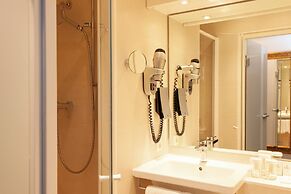 KING's HOTEL Center Superior