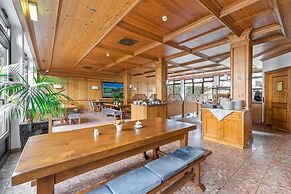 KING's HOTEL Center Superior