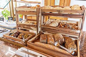 KING's HOTEL Center Superior