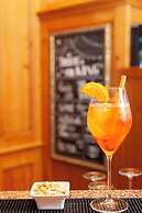 KING's HOTEL Center Superior