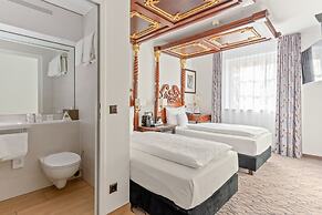 KING's HOTEL Center Superior