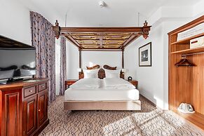 KING's HOTEL Center Superior