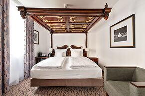 KING's HOTEL Center Superior