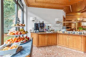 KING's HOTEL Center Superior