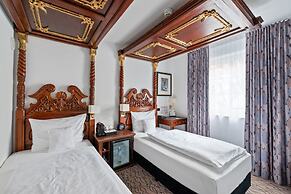 KING's HOTEL Center Superior