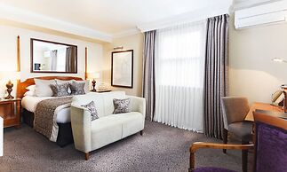 Brandshatch Place Hotel & Spa