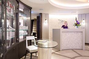 L'Horizon Beach Hotel & Spa