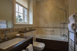 Crathorne Hall Hotel