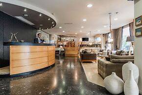 Acropolis Select Hotel