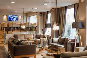 Acropolis Select Hotel