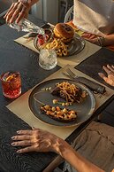 Acropolis Select Hotel