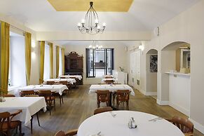 Three Crowns Hotel Prague