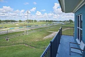SEVEN Sebring Raceway Hotel