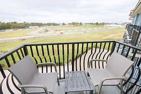SEVEN Sebring Raceway Hotel