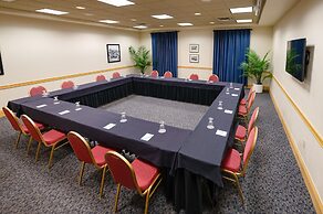 SEVEN Sebring Raceway Hotel