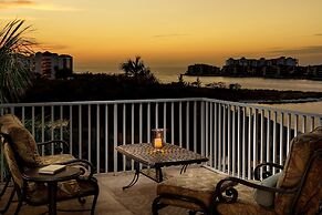 Olde Marco Island Inn and Suites