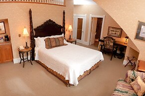 Cliff House at Pikes Peak