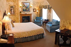 Cliff House at Pikes Peak