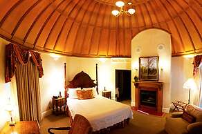 Cliff House at Pikes Peak