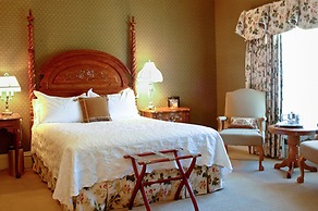 Cliff House at Pikes Peak