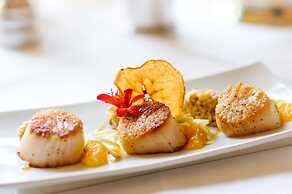 Cliff House at Pikes Peak