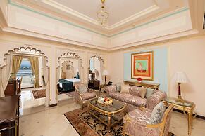 Taj Fateh Prakash Palace