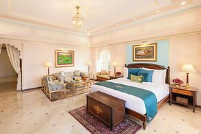 Taj Fateh Prakash Palace
