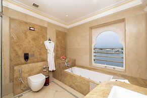 Taj Fateh Prakash Palace