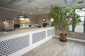 The Great Falls Inn by Riversage