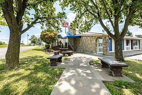 Motel 6 Mansfield, OH