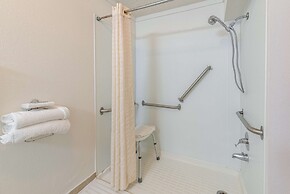 Motel 6 Mansfield, OH