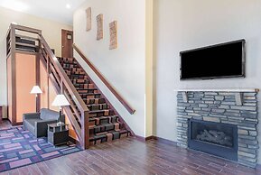 Super 8 by Wyndham La Crosse