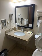 Super 8 by Wyndham La Crosse