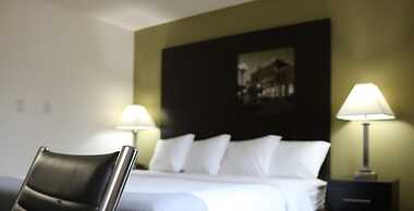 Super 8 by Wyndham La Crosse