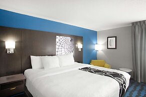 La Quinta Inn by Wyndham St. Louis Hazelwood - Airport North