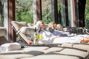 Abbey Resort and Avani Spa