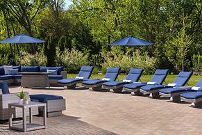 Abbey Resort and Avani Spa