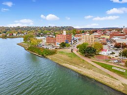The Lafayette A grand Riverboat Era Hotel