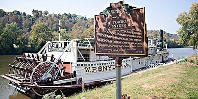 The Lafayette A grand Riverboat Era Hotel