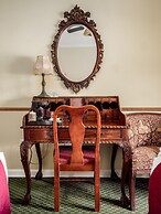 The Lafayette A grand Riverboat Era Hotel