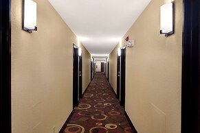 Super 8 by Wyndham Joplin