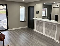 Super 8 Springfield North I-44