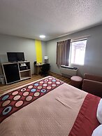 Super 8 by Wyndham Blair