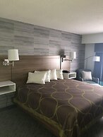 Super 8 by Wyndham Manchester Airport