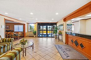 La Quinta Inn & Suites by Wyndham Albuquerque Journal Ctr NW